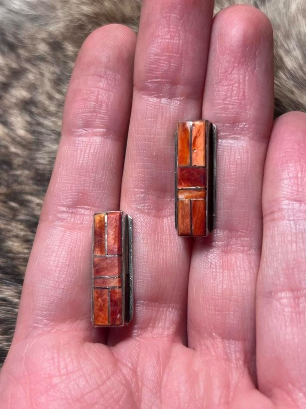 Sterling silver Native American spiney oyster inlay earrings